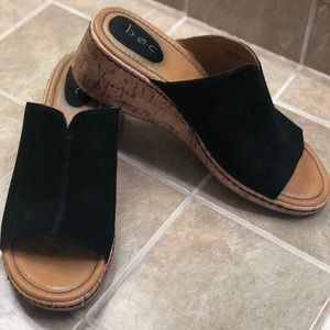 b.o.c. Black Suede Wedges